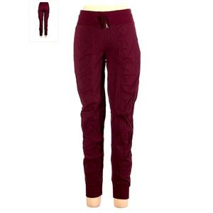 Lululemon Active Utility Pants, Joggers in Maroon Size 8